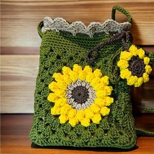 Crochet phone bag